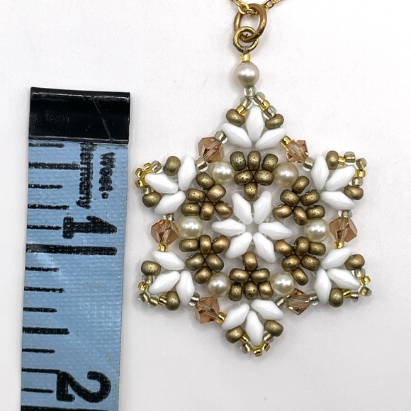 Gold Tone White Czech Glass Hand Beaded Snowflake Pendant Necklace - Picture 8 of 11